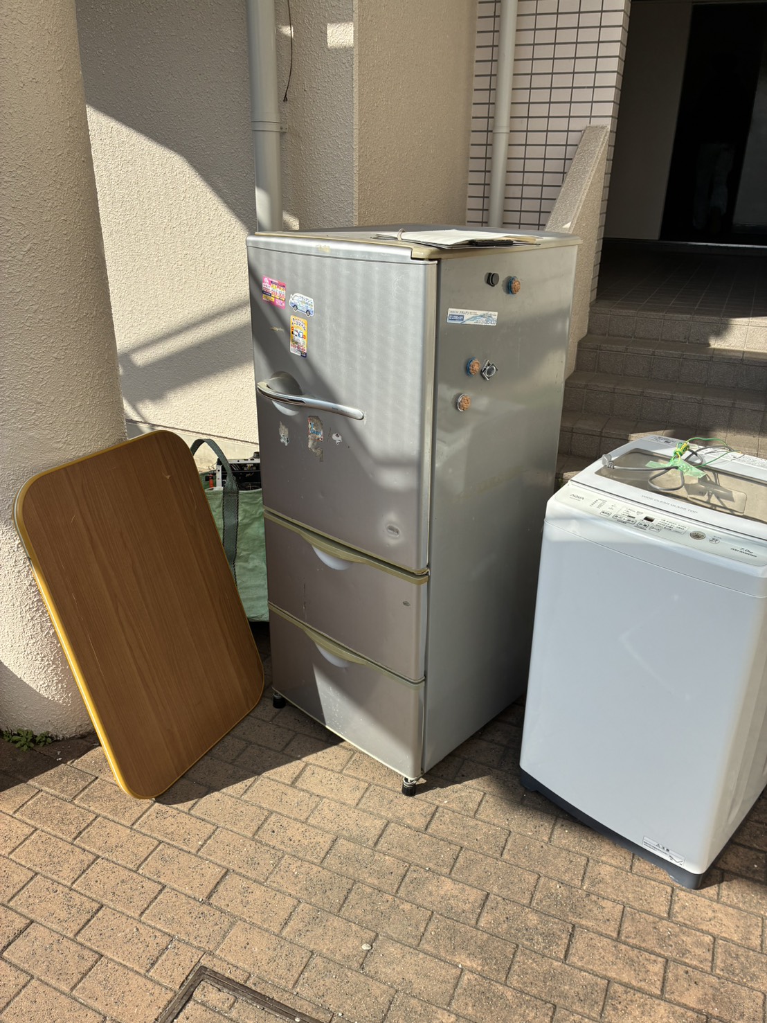 小山市で冷蔵庫・洗濯機・折りたたみテーブルを回収しました